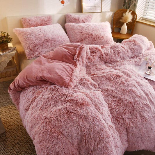 Sherpa fleece duvet set detail
