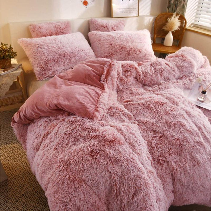 Sherpa fleece duvet set detail
